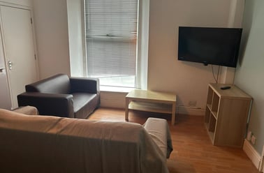 Prospect Street, Flat 1, Greenbank, Plymouth - Image 2